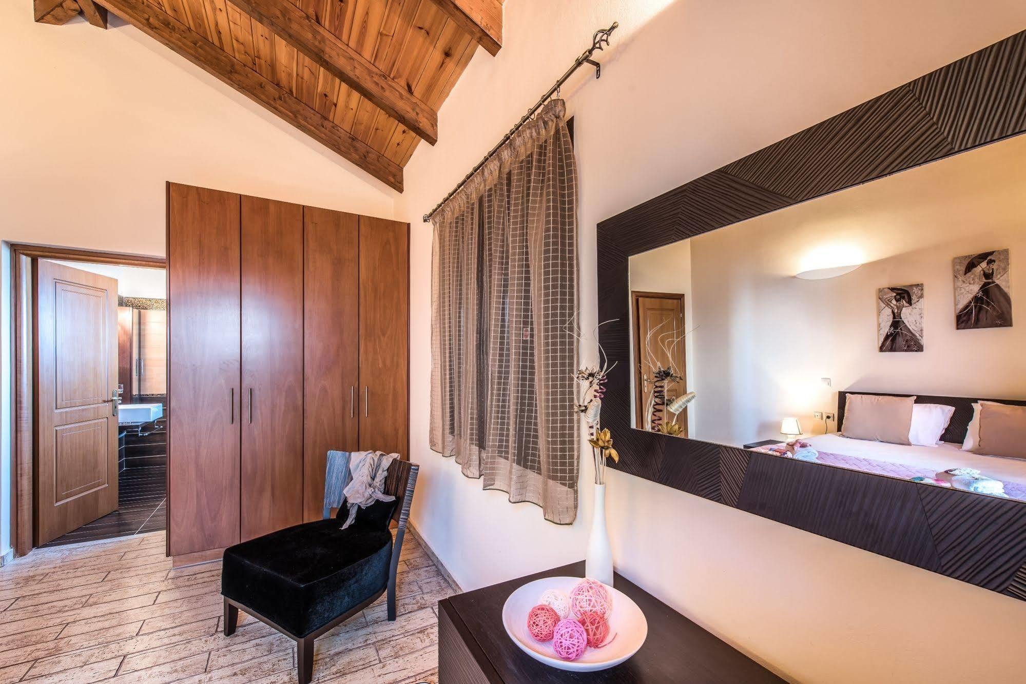 Astarte Villas - Kyveli Villa Vanato Экстерьер фото