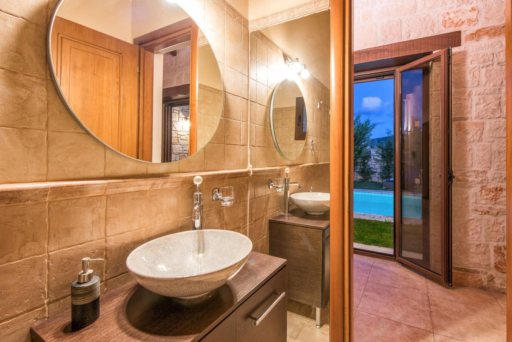 Astarte Villas - Kyveli Villa Vanato Экстерьер фото